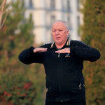 «Мен пиёда юришни одатга айлантирдим. Сизчи?»
